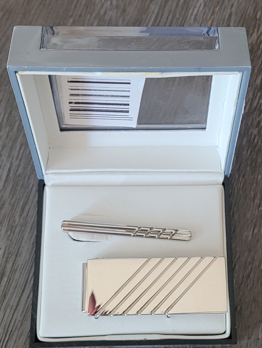 Silver Men’s Tie Clip and Money Clip Set - Sleek Striped Design